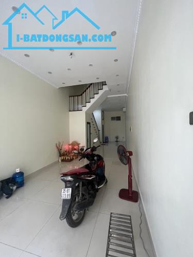 🔹Cho thuê mặt bằng tầng 1 vị trí đẹp, đông dân cư, giá tốt tại Đống Đa, HN; 0902483622 - 3