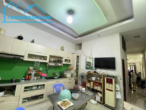 Bán nhà mặt tiền Đông Hồ, Quận 8, 4 tầng, đường nhựa 20m, Nhỉnh 9 tỷ - 3