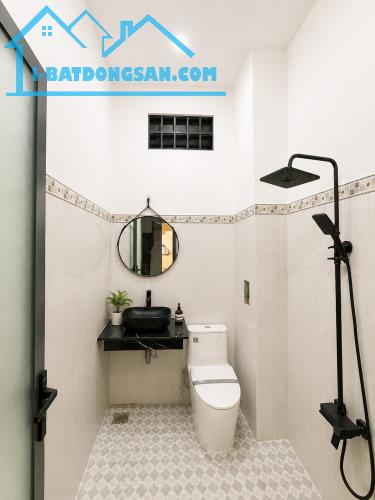 Bán nhà đường Hiệp Bình Thủ Đức - DT 75m2 - 3 tầng 4PN - tiện kinh doanh - 8.19 tỷ - 3