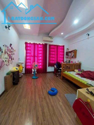 NHÀ 3 TẦNG GIÁP ST EMART 2 PHAN HUY ÍCH - GẦN QUANG TRUNG GV - HẺM 6M - 64M²(4×16). - 4