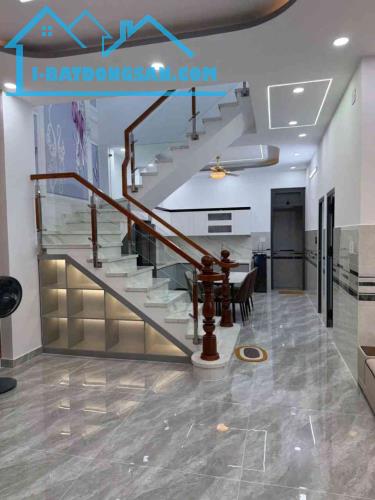 Chủ gấp bán nhà đẹp lung linh Nguyễn Văn Bứa - 2