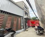 Bán nhà Phúc Lợi, nhà khung bê tông chắc chắn, nở hậu, 42,5m2x3,5T, giá nhỉnh 8 tỷ.