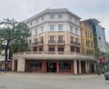 Cho thuê nhà, Chùa Láng, Nguyễn Chí Thanh, THANG MÁY; 147m2* 5T -70 tr