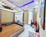 Hiếm phố Chùa Láng 30m2, 5 tầng, mặt tiền 3.8m Gara ô tô chỉ 10.6 tỷ trung tâm Đống Đa