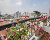 CHO THUÊ Căn hộ cao cấp trong ngõ, gần ngõ 30 đường Đào Tấn, Quận Ba Đình