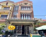 Bán nhà 3,5 tầng vị trí kinh doanh sầm uất