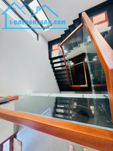 Bán biệt thự hiện đại kdc Bửu Long. gần trường SNLH. 10x23m. hoàn công 320m. Giá12.5 tỷ - 3