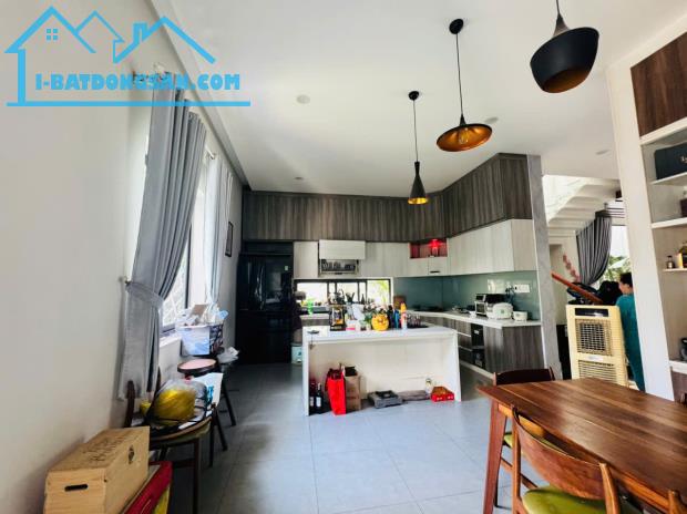 Bán biệt thự hiện đại kdc Bửu Long. gần trường SNLH. 10x23m. hoàn công 320m. Giá12.5 tỷ - 4