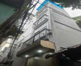 Bán nhà chính chủ ở đường Nguyễn Khoái gần Times city