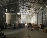 Cho thuê kho xưởng 900m2, 1800m2 có pccc Cầu Diễn, Hà Nội.