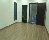 Bán nhà Trạm Trôi Trung tâm Hoài Đức 35 m2 5 tầng giá 5.2 tỷ lô góc.