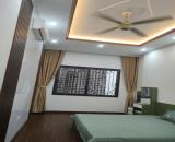 Bán gấp giá rẻ chung cư Trần Thủ Độ 83m, tầng 9, mặt thoáng 10m, 5.7 tỷ Hoàng Mai.