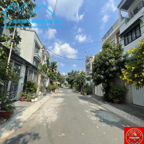 Nhà gần Metro Bình Thái – Đường ô tô gần 12m, 2 tầng, chỉ hơn 13 tỏi…. - 1