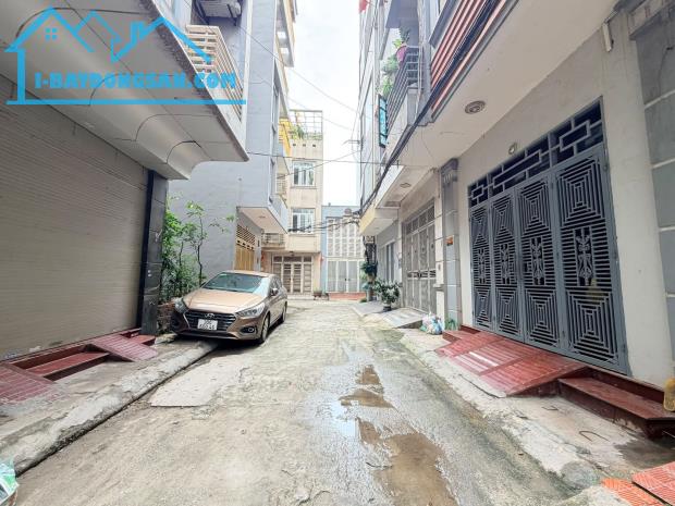 BÁN NHÀ PHÂN LÔ CÁN BỘ QUẬN THANG XUÂN, 6 TẦNG THANG MÁY GARA Ô TÔ, NỘI THẤT ĐẸP.