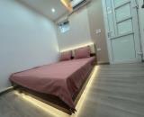 Bán căn hộ CCMN phố Hoàng Hoa Thám, thoáng sáng, Nội Thất mới đẹp, 40m2, giá 1.75 tỷ