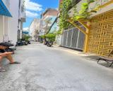TRUNG TÂM VIP BÀN CỜ QUẬN 3 - 5 TẦNG KTS THIẾT KẾ - SÁT VÁCH Q1 Q10 - 40M²