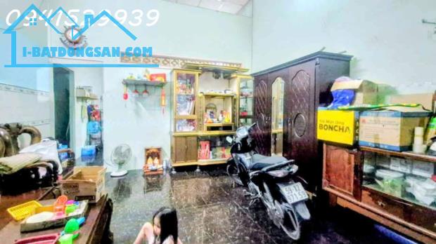 MẶT TIỀN LÊ THỊ HOA -DIỆN TÍCH 139,7M2 -GIÁ 9TY - 1