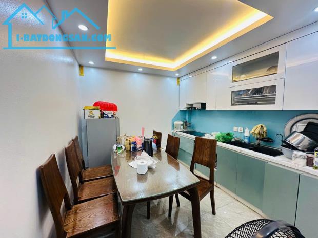 Bán gấp nhà Nguyễn Lương Bằng 3 bước ra phố nội thất đẹp chỉ hơn 10 tỷ - 2