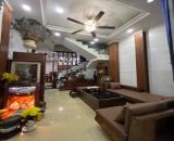 Bán nhà KDC phân lô QL13 gần chợ Bình Triệu ĐH Luật, 4 tầng 64m2, đường 10m, giá 9.9 tỷ