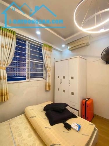 CĂN HỘ ĐẸP - FULL NỘI THẤT - Q4  SÁT QUẬN 1  - 76M2 - VIEW ĐẸP, THOÁNG MÁT -  CHỈ 5.X TỶ. - 3