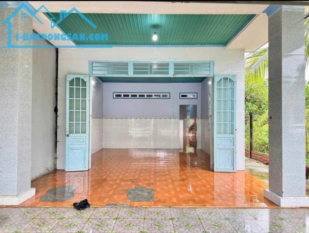 Nợ Bank bán gấp căn nhà ngay Nguyễn Thị Lắng, Củ Chi, 135m2, 790tr, SHR