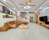 Bán nhà Phố Dư Hàng, Chùa Hàng, 15m ra mặt Phố, 68m2, 3 TẦNG, 3,1 TỶ