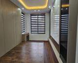 Chính chủ bán nhà Ba Đình nhỉnh 5 tỷ sổ đỏ, 5 tầng, 3 ngủ