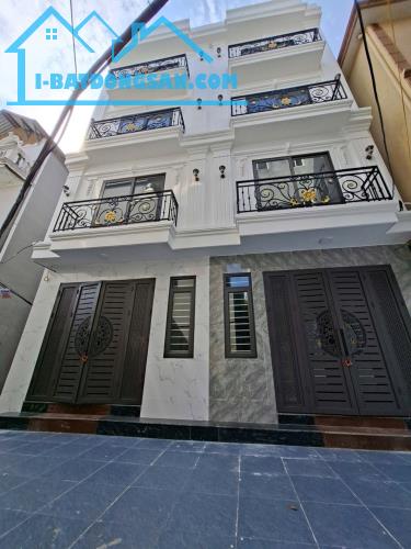 Bán nhà 65m phố Việt Hưng Long BIên 9 tỷ - 1