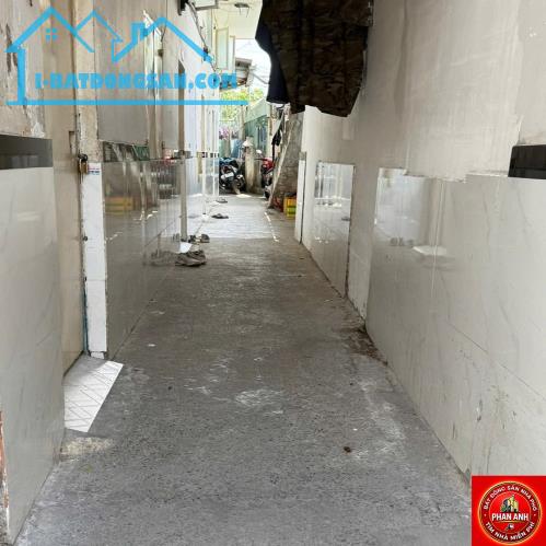 Nhà hẻm xe tải Phước Long | CHDV có sẵn HĐT 384 triệu | Với chỉ 11 đồng hơn...