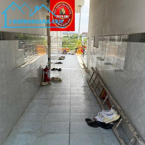 Nhà hẻm xe tải Phước Long | CHDV có sẵn HĐT 384 triệu | Với chỉ 11 đồng hơn... - 3