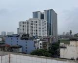 Cho thuê tòa nhà văn phòng phố Đức Thắng đống đa 200 M2-8 t , thang máy,30 tr