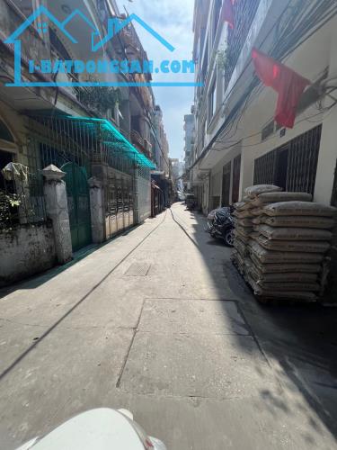 Nhà tại Trần Nguyên Hãn, ngay phố đi bộ trung tâm thành phố, 40m2*2 tầng - 2tỷ05. - 1