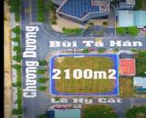 *Bán lô 3 mặt tiền đường Chương Dương-Bùi Tá Hán-Lê Hy Cát, View sông, dt 2.100m2, giá 135