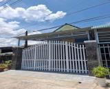 Bán gấp căn nhà nằm ngay Lê Minh Nhựt, Củ Chi, 125m2, 880tr, sổ hồng riêng.