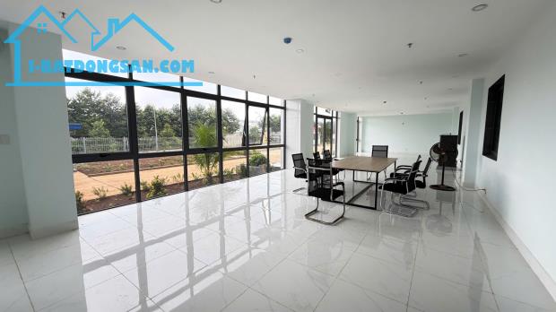 Cho thuê xưởng mới 10.168m2 trong KCN Dầu Giây Đồng Nai giá 3,3usd/m2 - 1