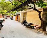 Cho thuê nhà ngõ ba gác phố Bạch Đằng, Hai Bà Trưng 70m x 3 tầng, 11tr/tháng